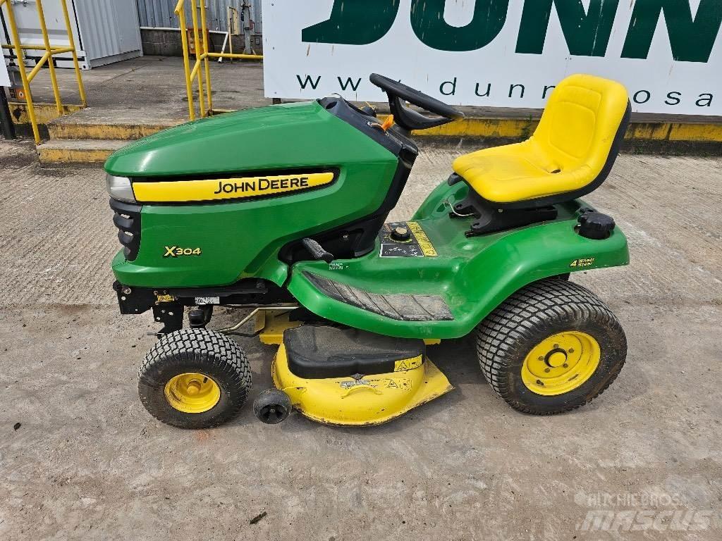 John Deere X 304 Samojízdné sekačky