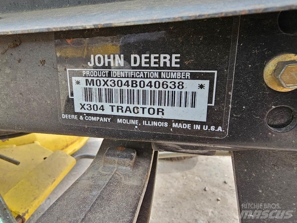John Deere X 304 Samojízdné sekačky