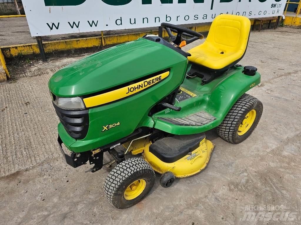 John Deere X 304 Samojízdné sekačky