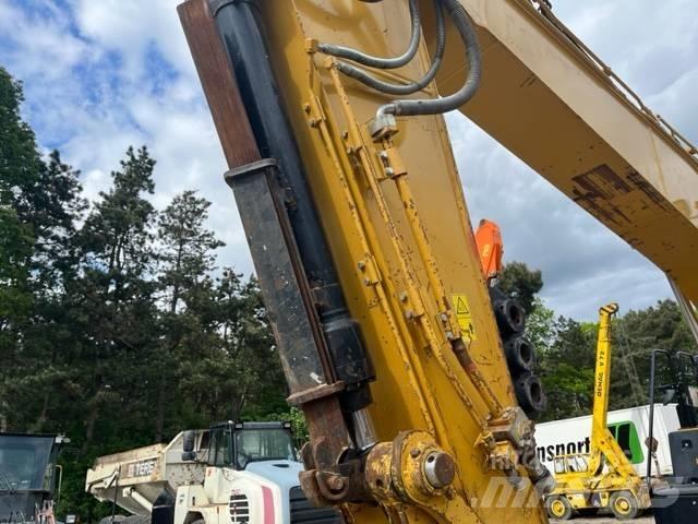 CAT 320 EL Pásová rýpadla