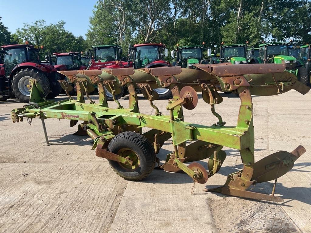 Dowdeswell DP120 MA Konvenční pluh