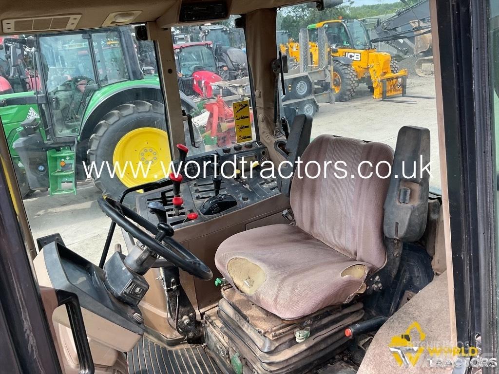 John Deere 6400 Traktory