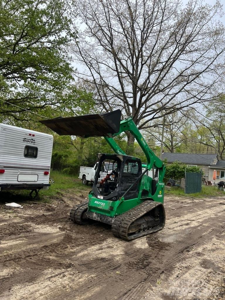 Bobcat T740 Smykem řízené nakladače