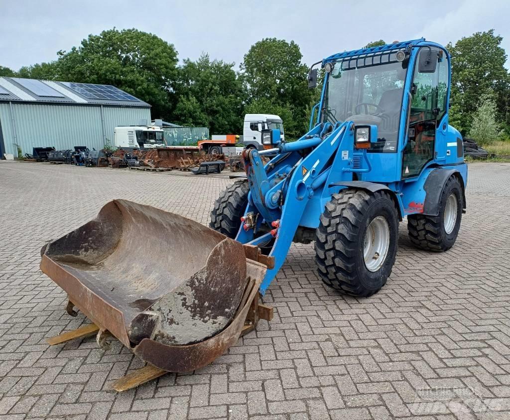 Weidemann 3070 Kolové nakladače