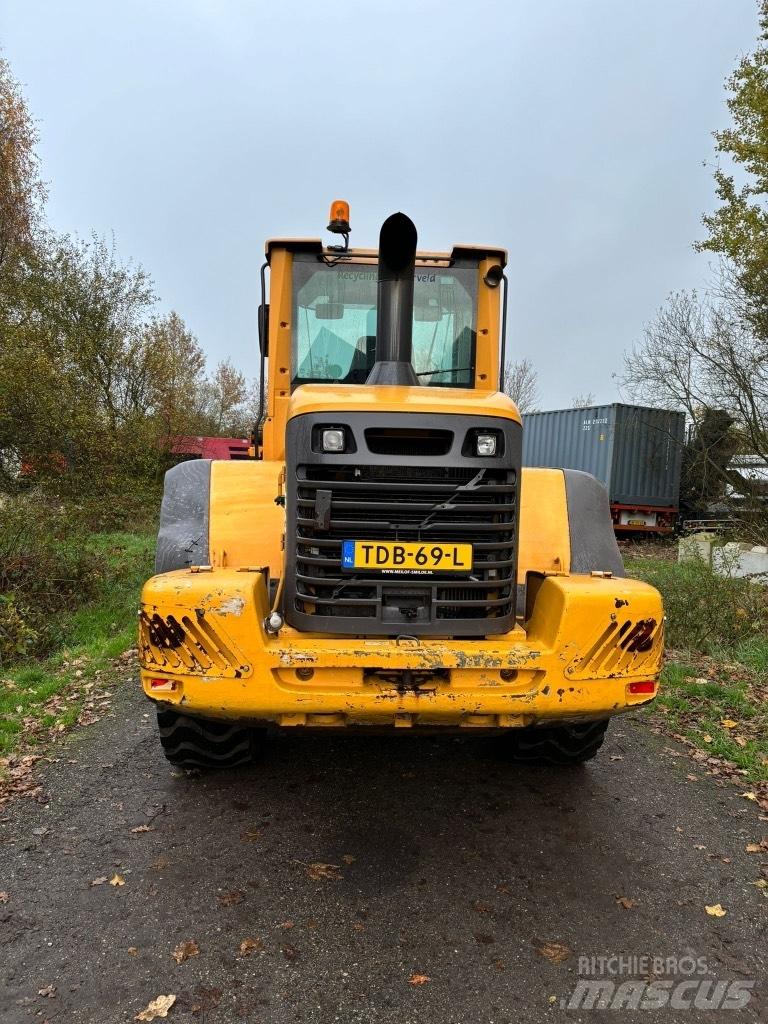 Volvo L 90 F Kolové nakladače