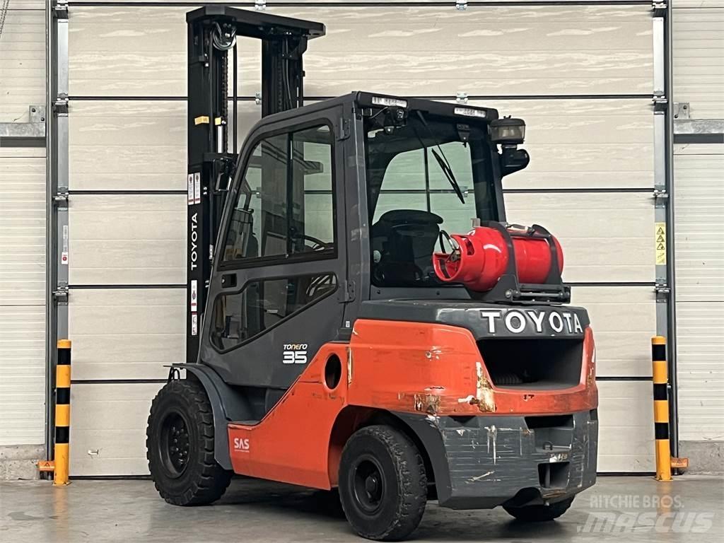 Toyota 8FGJF35 LPG vozíky
