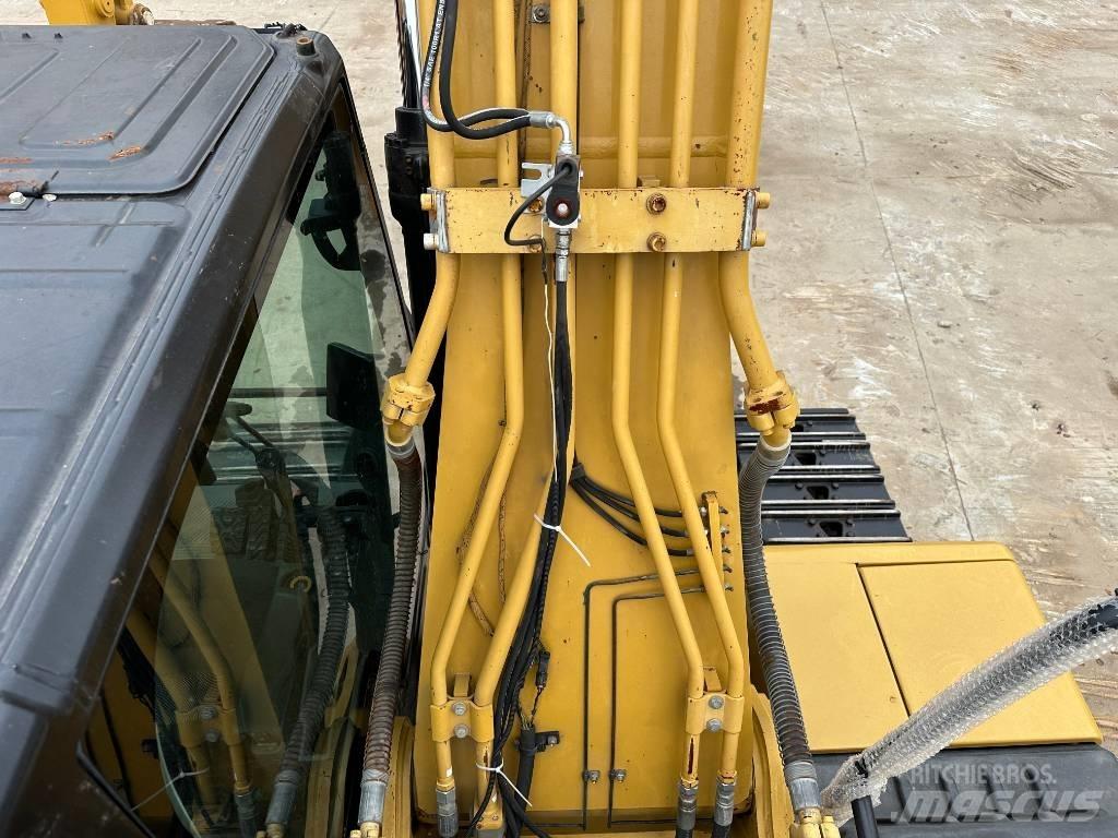 CAT 323GC Pásová rýpadla