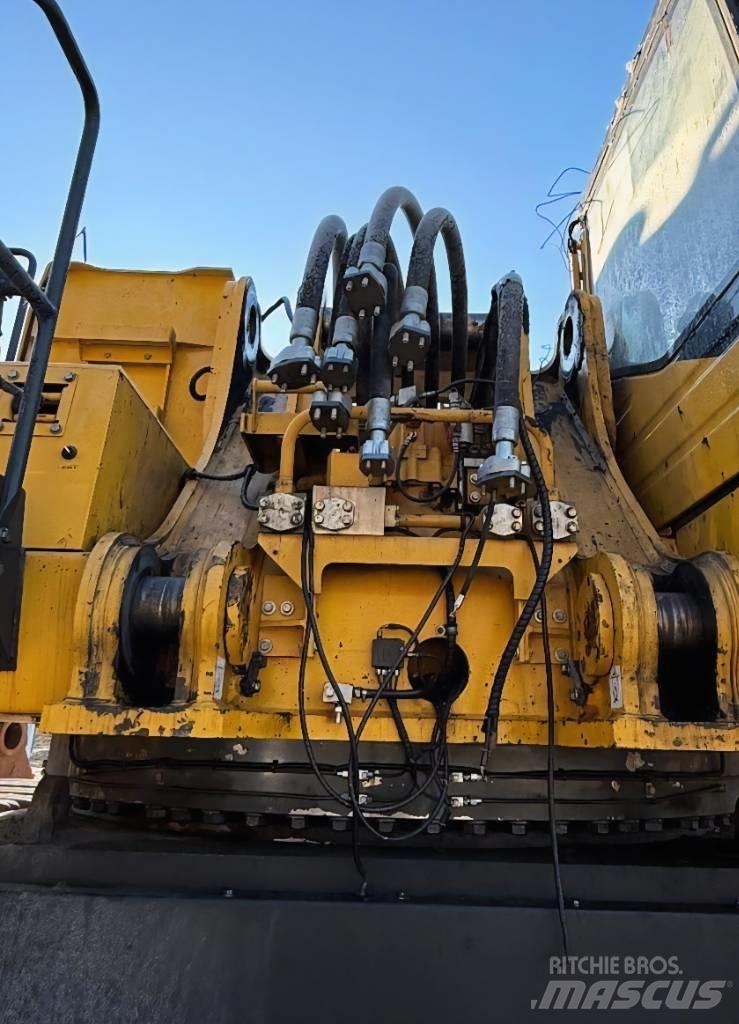 Komatsu PC 1250 -11EO Pásová rýpadla