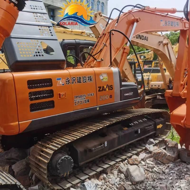 Hitachi ZX 200 Pásová rýpadla