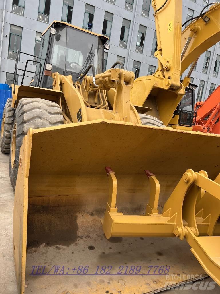 CAT 966G Kolové nakladače