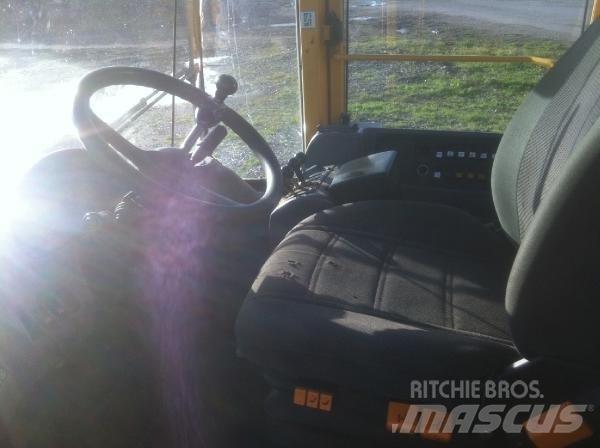 Volvo L120E Kolové nakladače