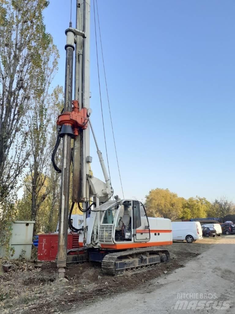 Soilmec R210 Pilířové jeřáby