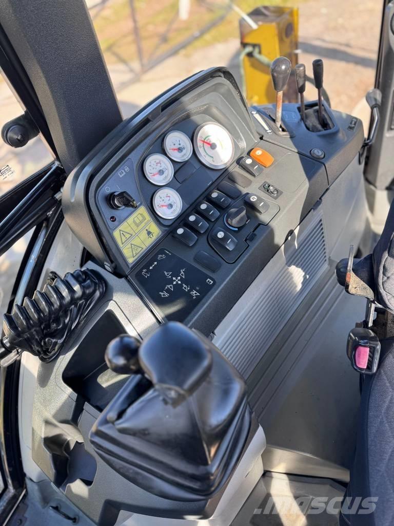 CAT 428 E Rýpadlo-nakladače