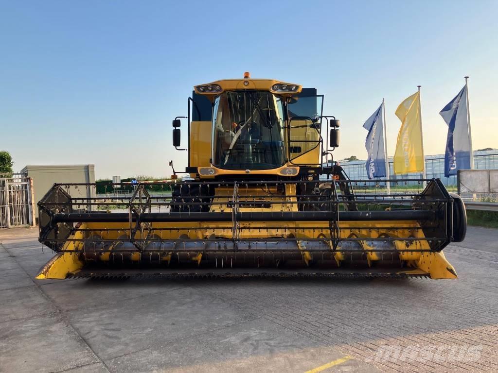 New Holland CS 6080 Sklízecí mlátičky