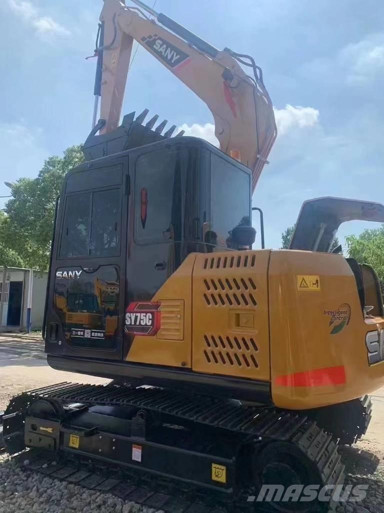 Sany SY75C Midi rýpadla 7t - 12t