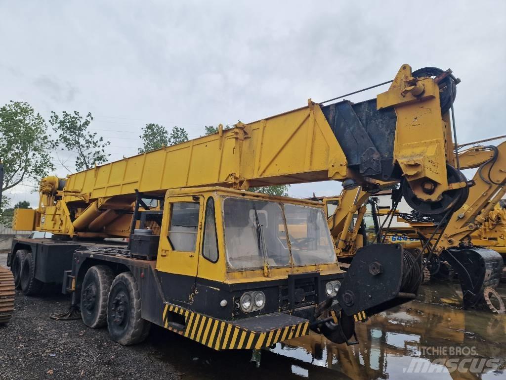 Grove TMS 475 Jeřáby pro těžký terén