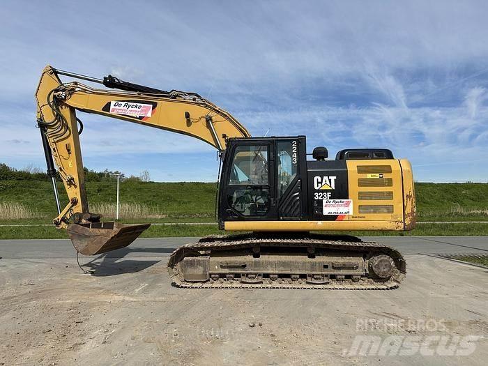 CAT 323FL Pásová rýpadla