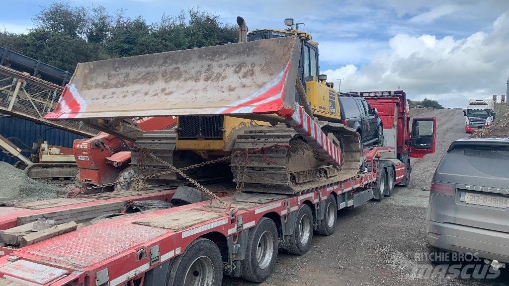 Komatsu D 65 PX-17 Kloubové dempry