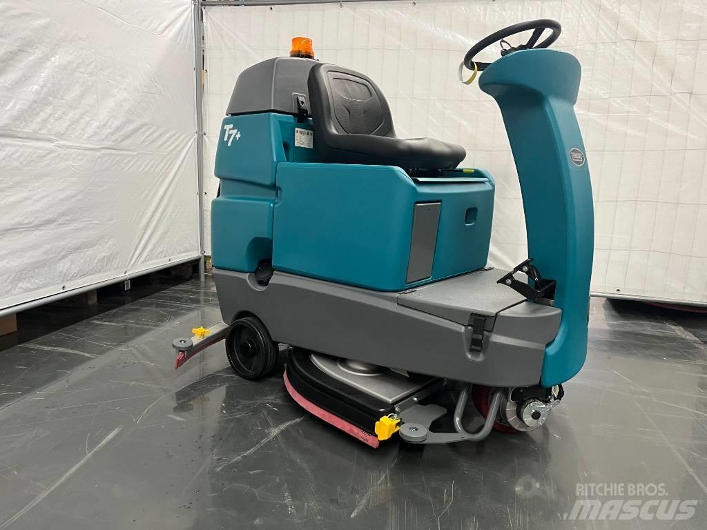 Tennant T7 Zametací stroje