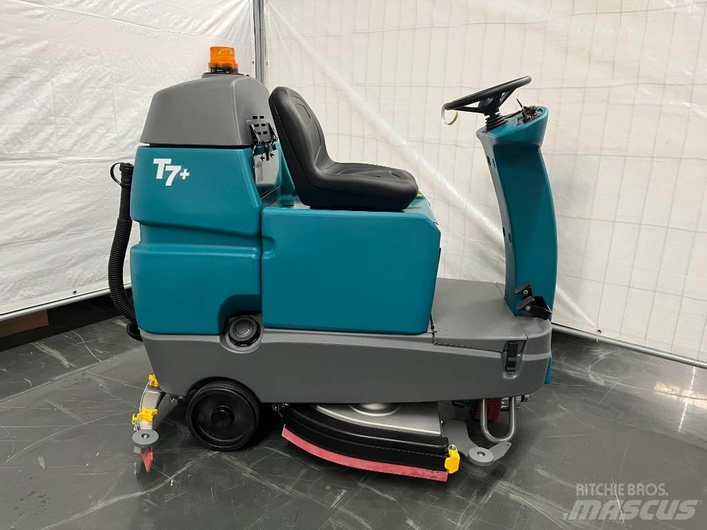 Tennant T7 Zametací stroje