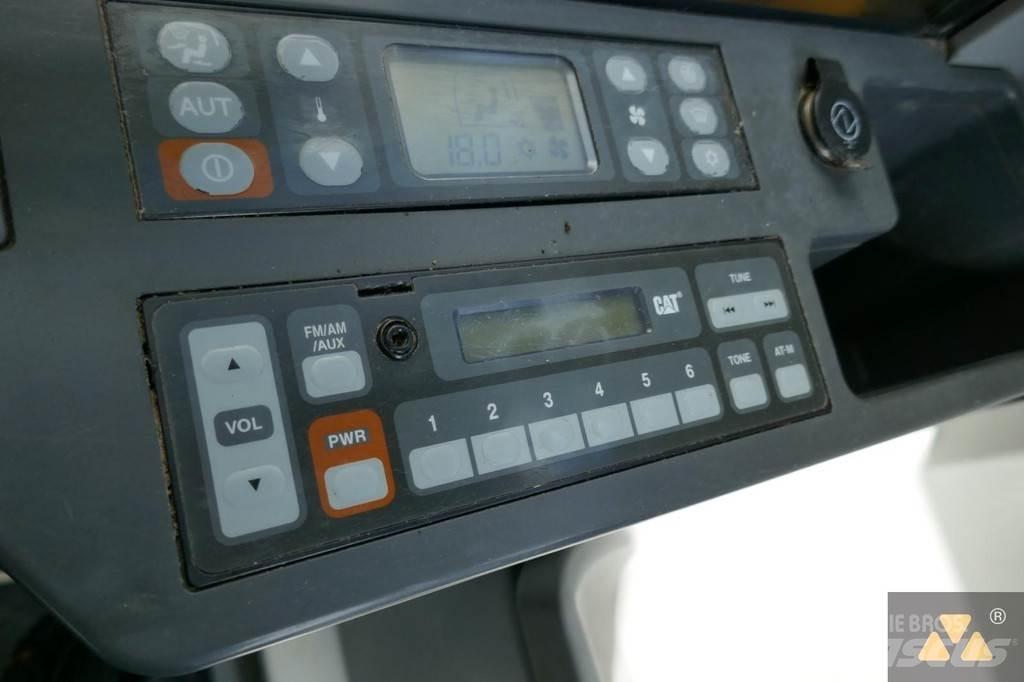 CAT 320ELRR Pásová rýpadla