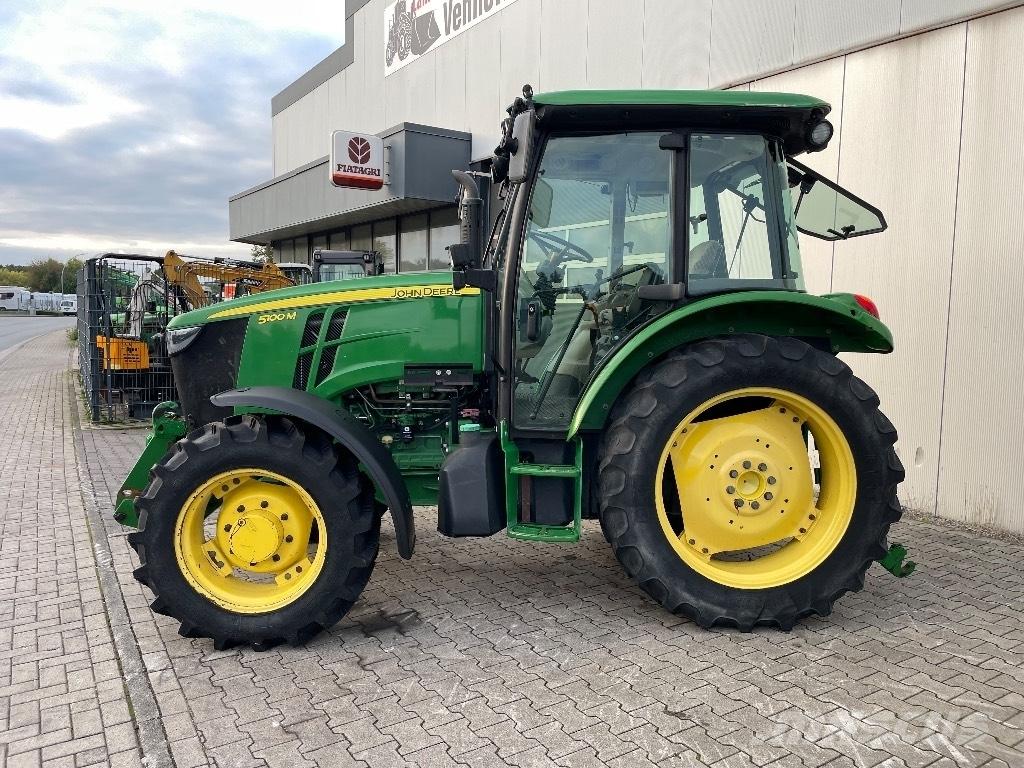John Deere 5100 M Traktory