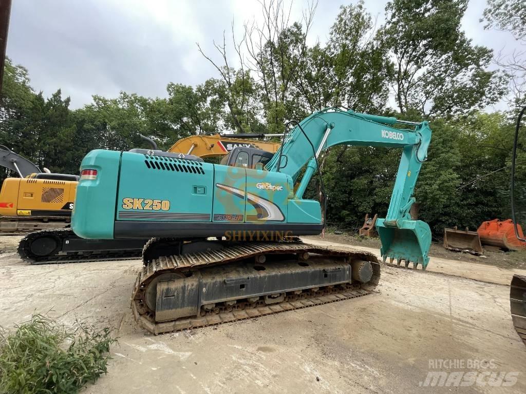 Kobelco 250 Pásová rýpadla