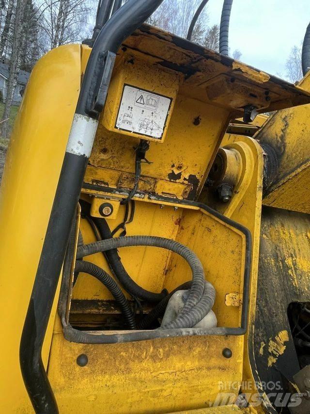 JCB JS 200 LC Pásová rýpadla