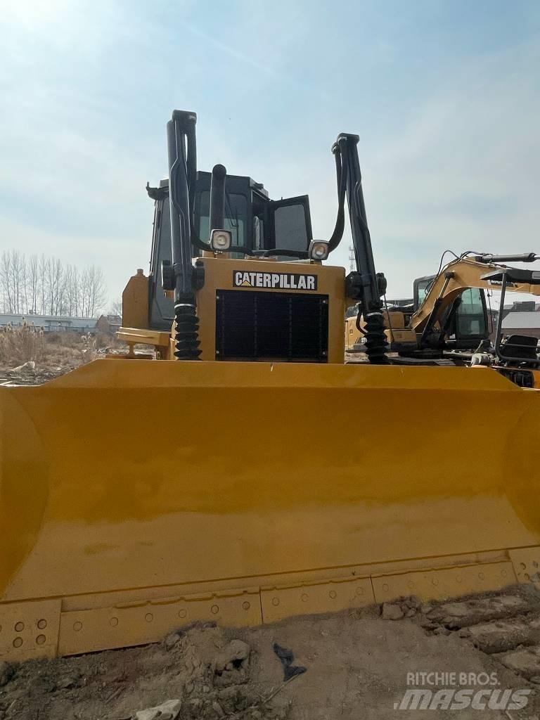 CAT D 7 G Pásové dozery