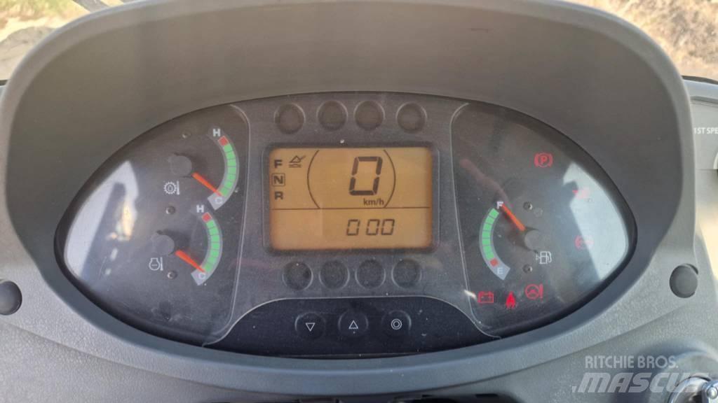 Hitachi ZW 140 Kolové nakladače