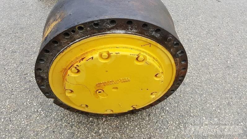 Volvo L330 axles Nápravy
