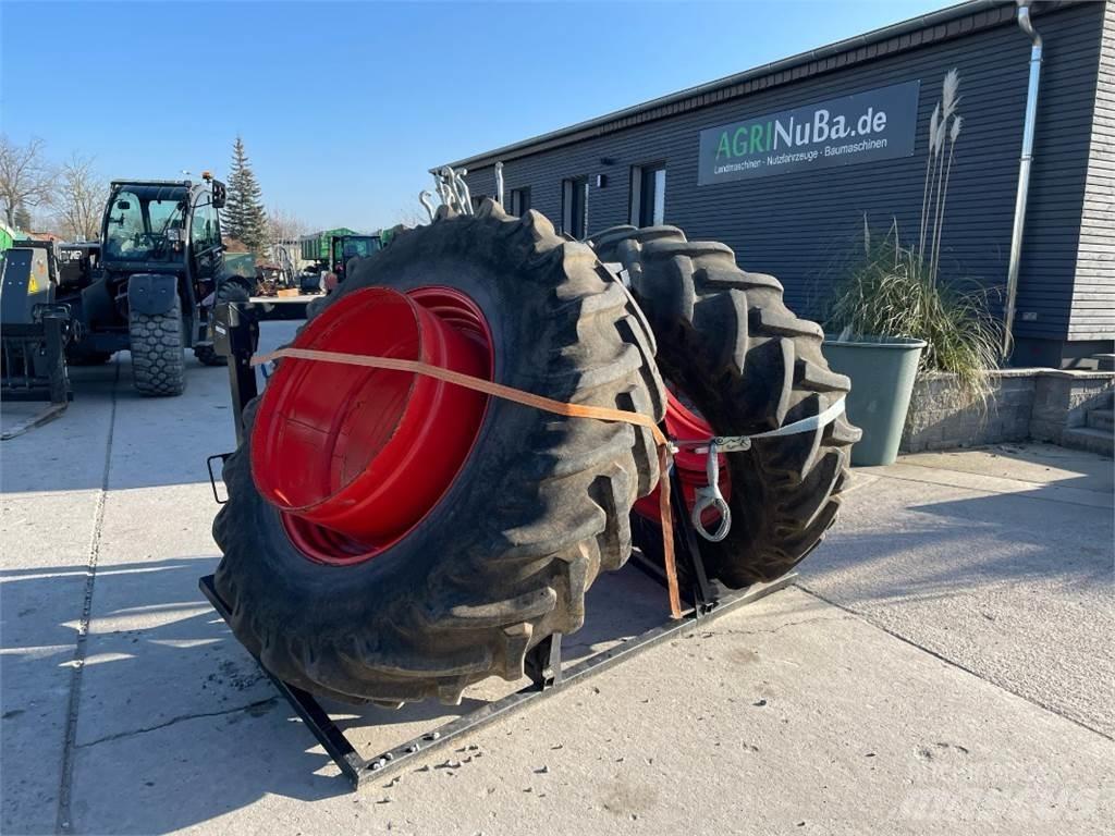Stomil 20.8 R 38 Pneumatiky, kola a ráfky
