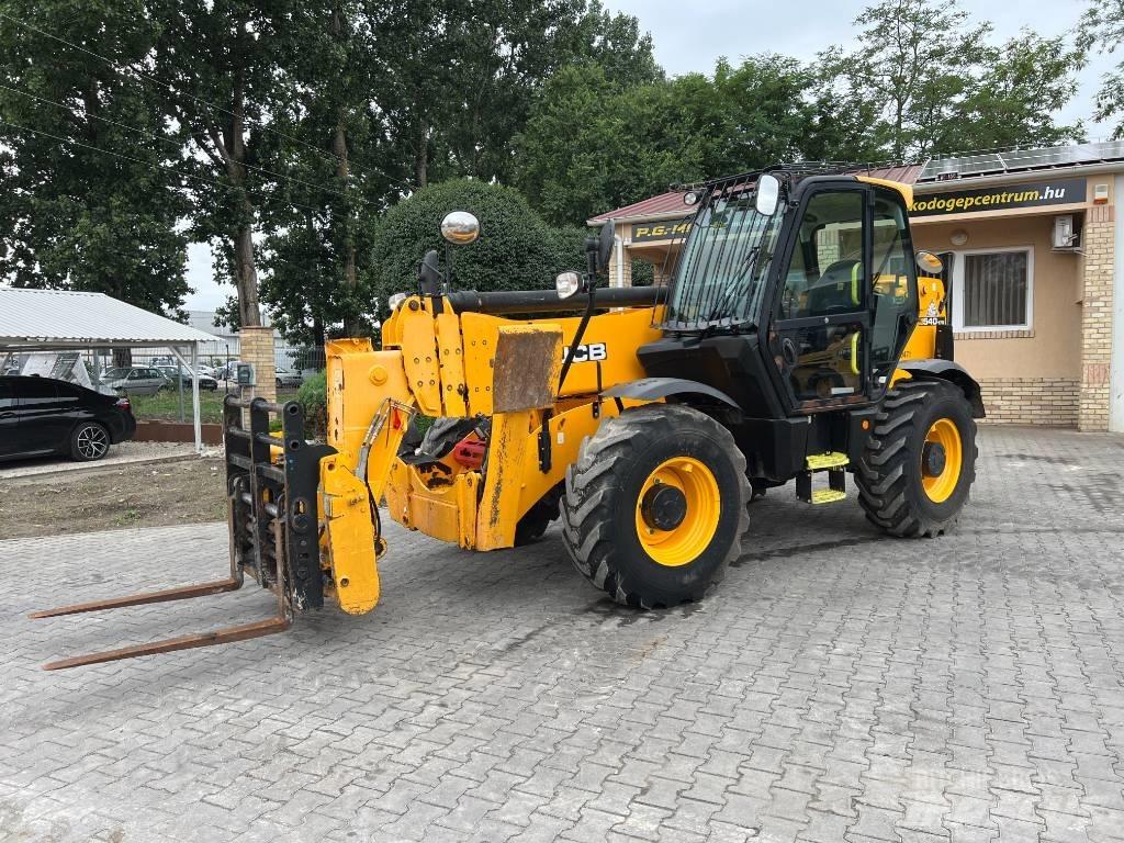 JCB 540-170 Teleskopické manipulátory