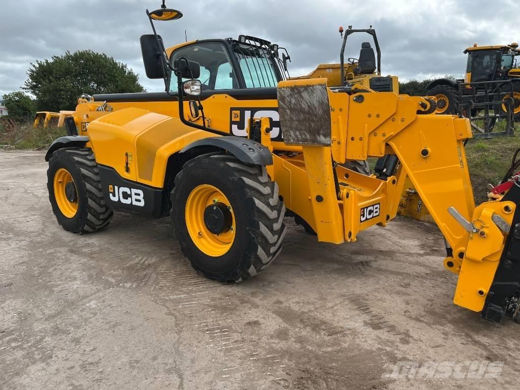 JCB 540-180 Teleskopické kolové nakladače