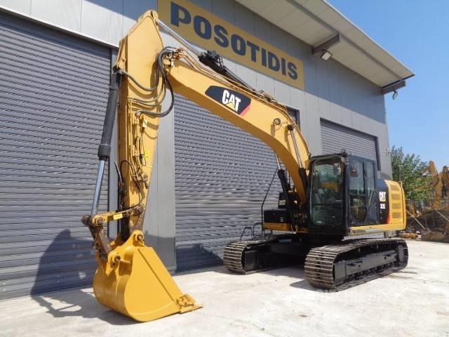 CAT 323 EL Pásová rýpadla