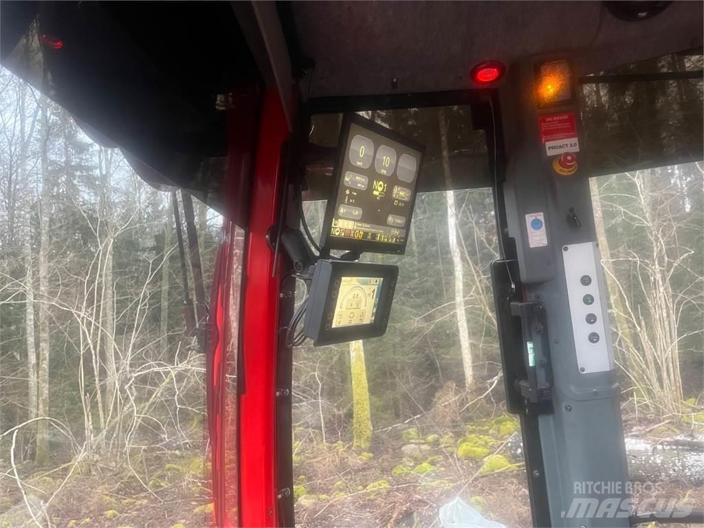 Komatsu 895 Vyvážecí traktory
