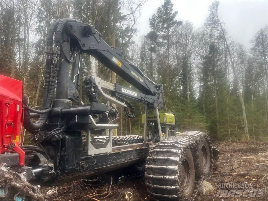 Komatsu 895 Vyvážecí traktory