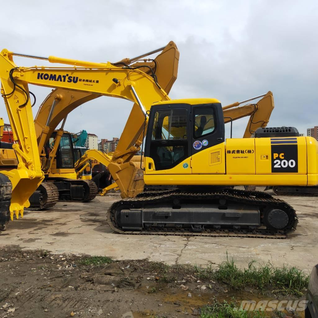 Komatsu PC200-7 Pásová rýpadla