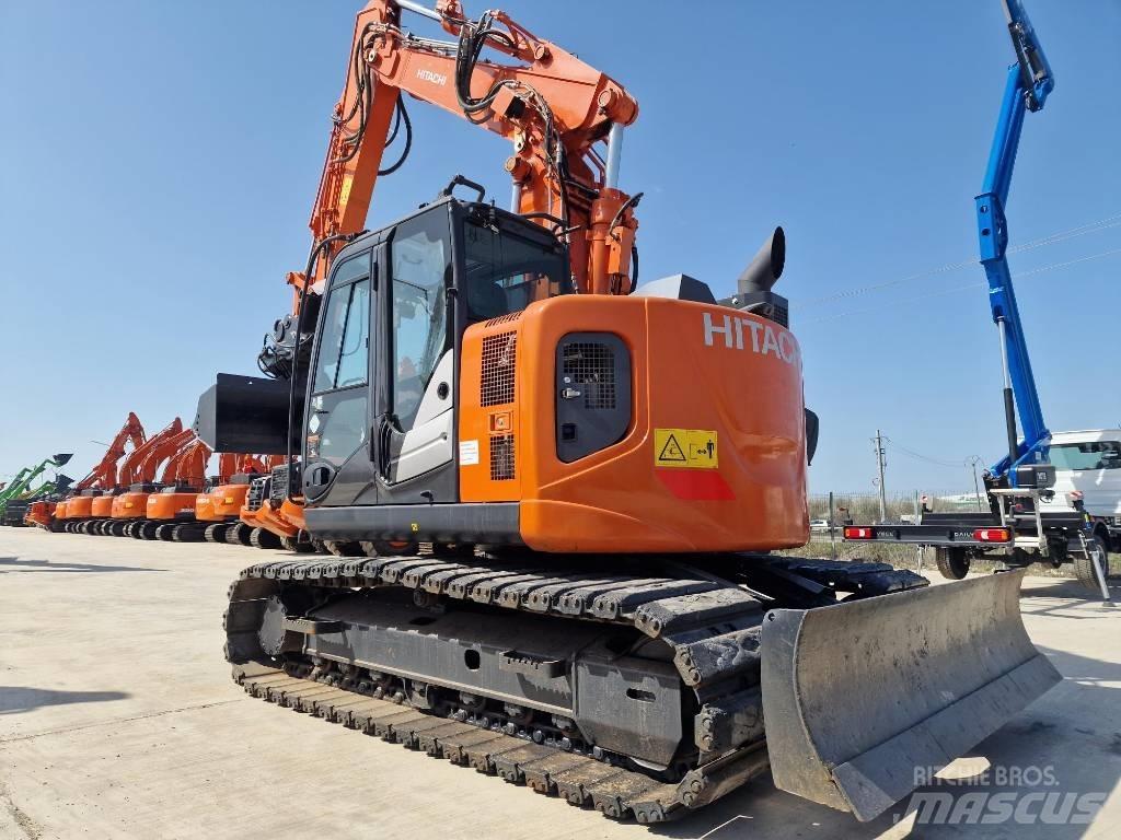 Hitachi ZX135-6 Pásová rýpadla