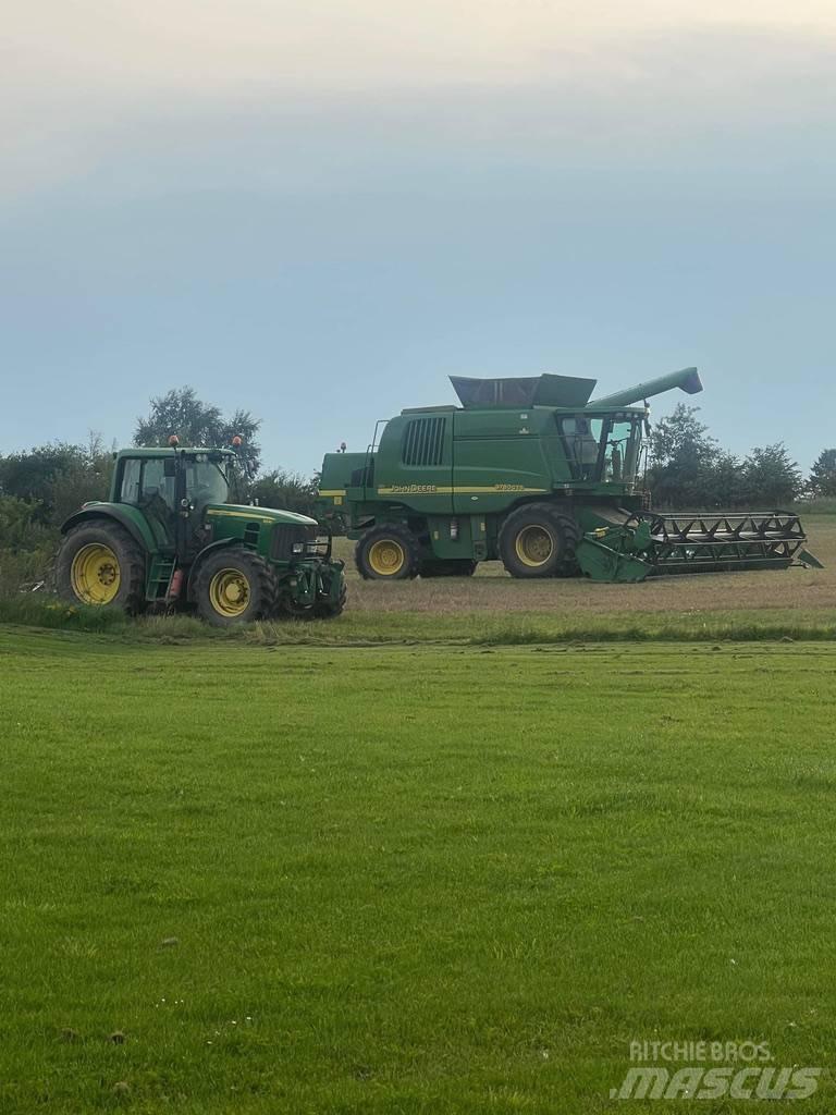 John Deere 9780 CTS Sklízecí mlátičky
