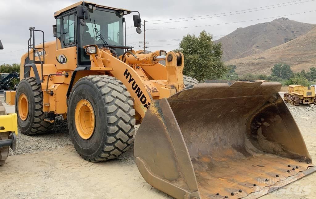 Hyundai HL970 Kolové nakladače