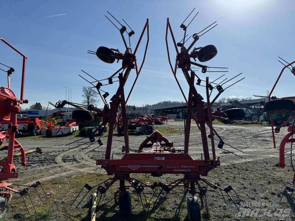 Kuhn GF6301 MH Obraceče a shrabovače sena