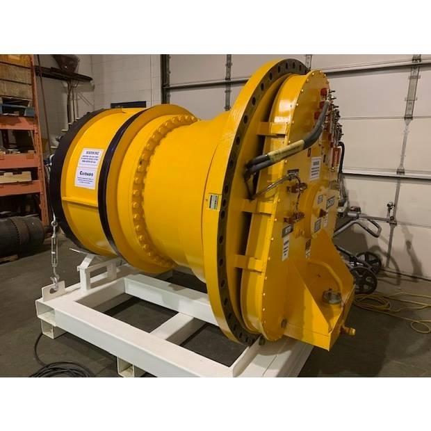 Komatsu 830 E Kloubové dempry