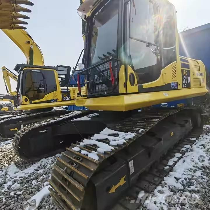Komatsu PC 210 LC Pásová rýpadla