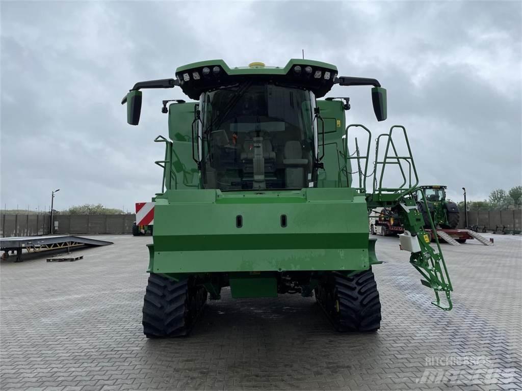 John Deere X9 - 1100 Sklízecí mlátičky