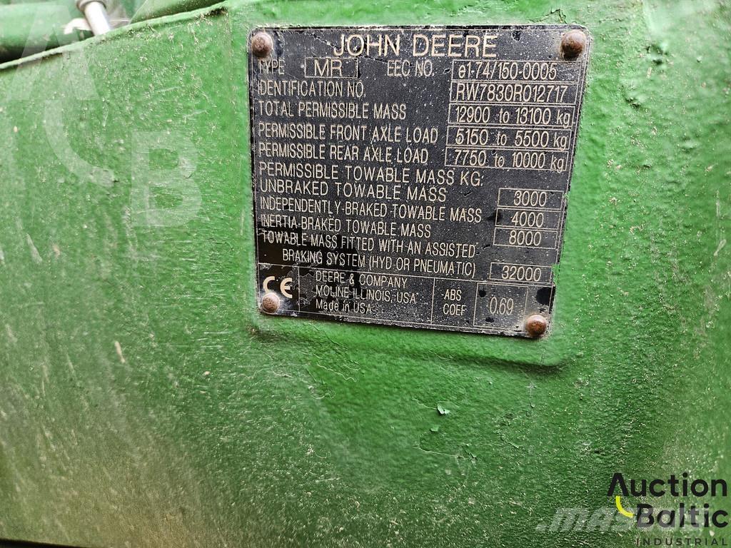 John Deere 7830 Traktory
