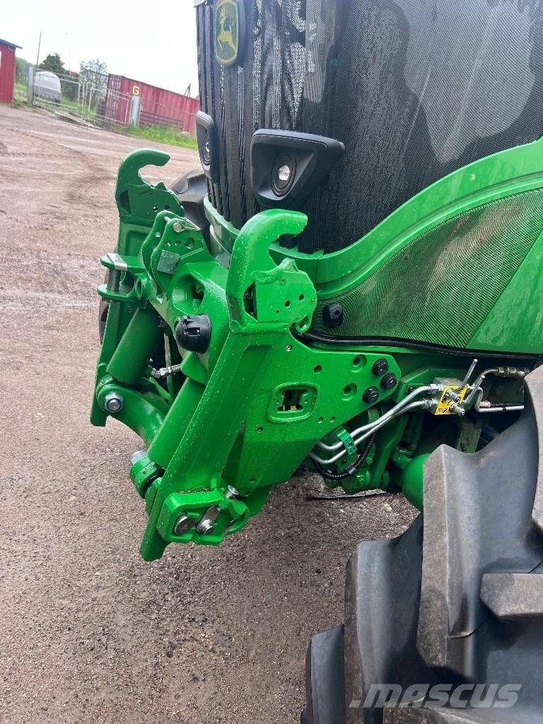 John Deere 6175 M Traktory