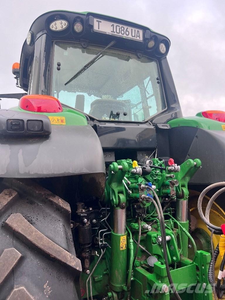 John Deere 6175 M Traktory