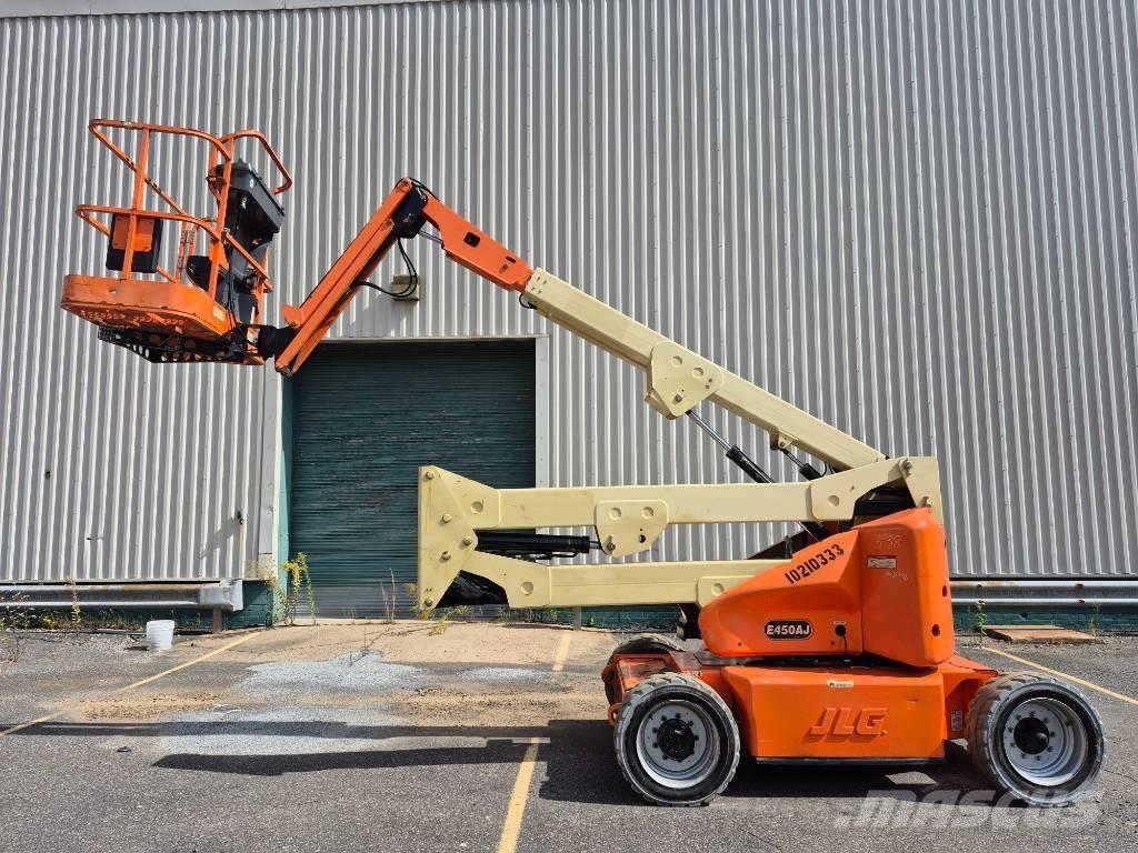 JLG E 450 AJ Kloubové plošiny