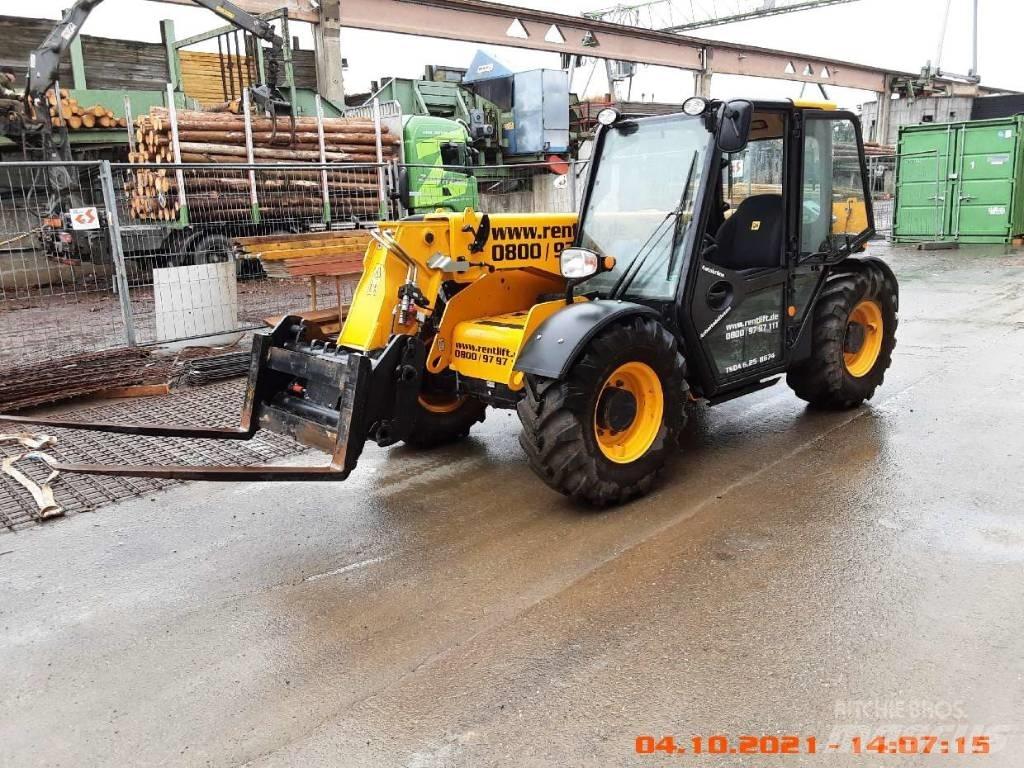 JCB 525-60 Teleskopické manipulátory